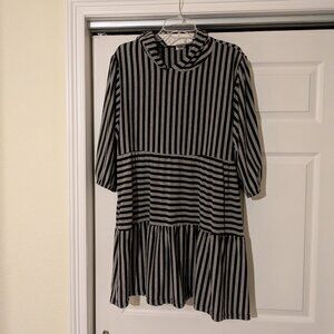 Black & Gray Striped Cowl Neck Tunic – 3/4 Sleeve